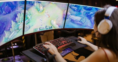 Blizzard Teases "World of Warcraft Camelot" for Classic WoW Ahead of BlizzCon